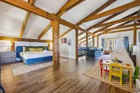Mtn Views Stargazing Dome Hot Tub Sleeps 20 - 3-Star