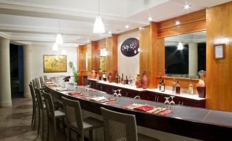 Savannah Beach Club Hotel & Spa