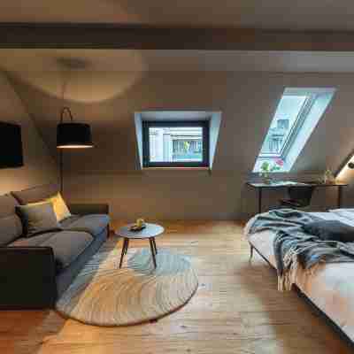 Conlon House Central Rooms