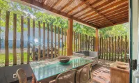 House w/ Balcony and 2 Bedrooms - Imbassai Sov0002 - Wifi