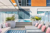 Harbour Hotel & Spa Guildford - Pool