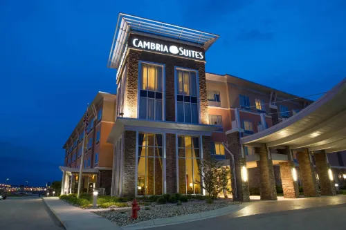 Cambria Hotel Rapid City Near Mount Rushmore - Nouto- ja jättöpalvelut