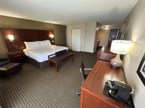 Best Western Rochelle Inn  Suites near DeKalb - Spa