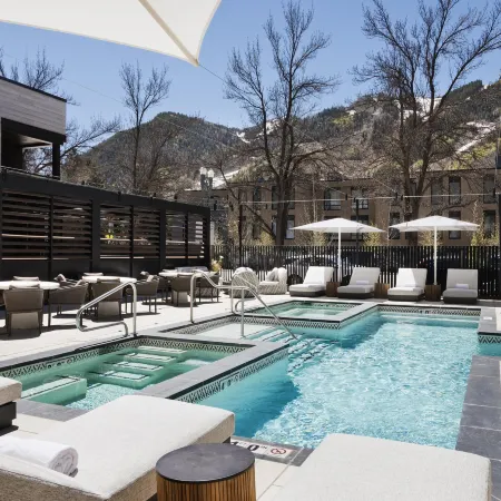 White Elephant Aspen
