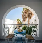 Alesahne Beach Hotel - 2-Star