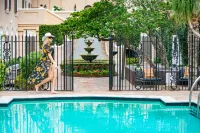 Hotel de la Poste - French Quarter, a Renaissance Hotel - Pools