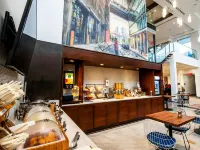 Fairfield Inn & Suites New York Brooklyn Hotels near Carroll Park