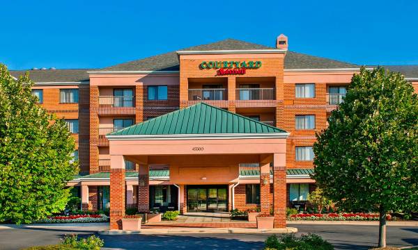 Courtyard Dulles Town Center