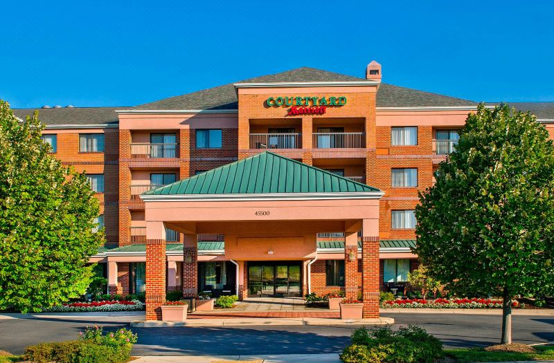 Courtyard Dulles Town Center