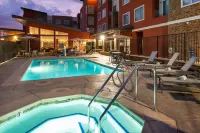 Residence Inn Visalia - Pools