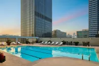 Sheraton Kansas City Hotel at Crown Center - Rooftop Pools