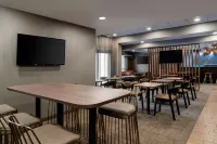 SpringHill Suites West Mifflin - sarapan