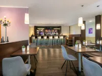 Sunday Hotel Bielefeld Johannisberg - بار