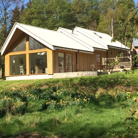 Beautiful river fronted house with private hot tub キリンのホテル