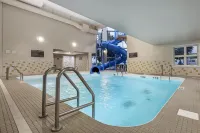 Best Western Plus Brandon Inn - Swimmingpools