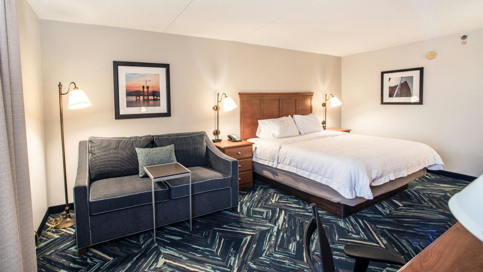 Hampton Inn Louisville-North/Clarksville