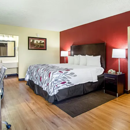 Red Roof Inn & Suites Greenwood, SC