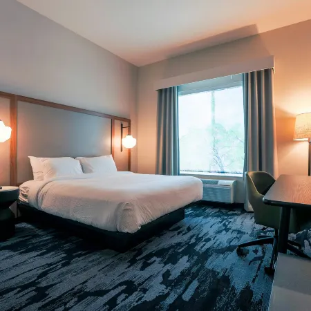 Fairfield by Marriott Inn & Suites Marquette