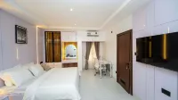 Cholis Residency - 4-Star