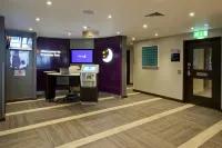 Premier Inn Letchworth Garden City - parking