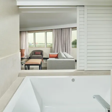 Doubletree by Hilton Fullerton