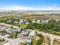 ロー タイド by Topsail Realty - ビーチサイド