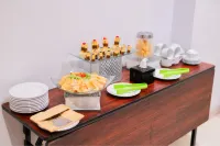 Whiz Prime Hotel Balikpapan - servizio colazione