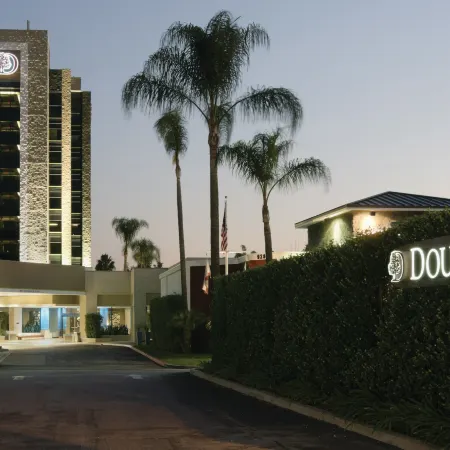 DoubleTree by Hilton Monrovia - Pasadena Area