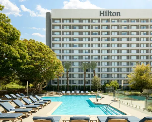Hilton Los Angeles Culver City Hotels near رويس هول UCLA