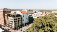 Iconic Downtown Condo I  Stadium View I  Walk to Uga, Sanford & Classic Center - 4-Star