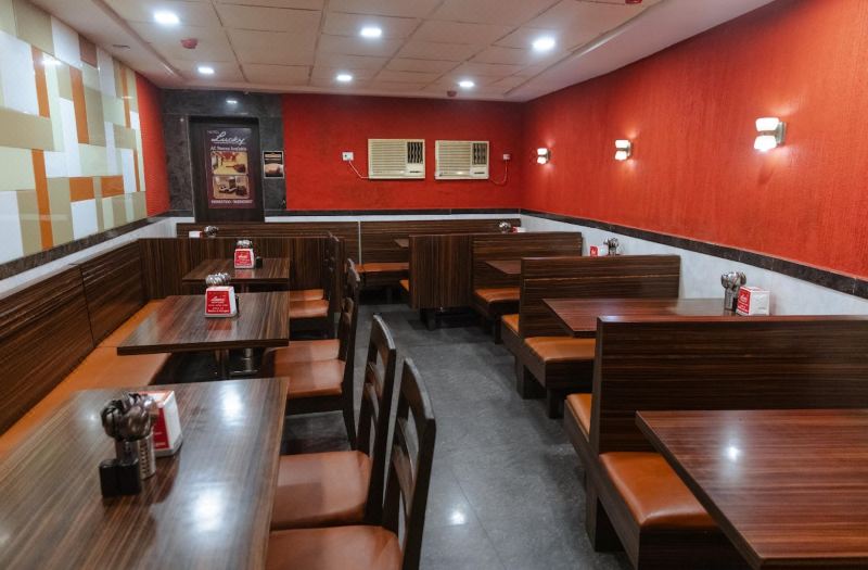 Lucky Hotel Bandra photo 5