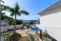 Casa Villanas | Acapulco, Fully Staffed - Mountain view