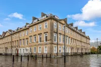 Prime Location! 1-Bed Flat Nr Attractions - VAT Q - 2-Star