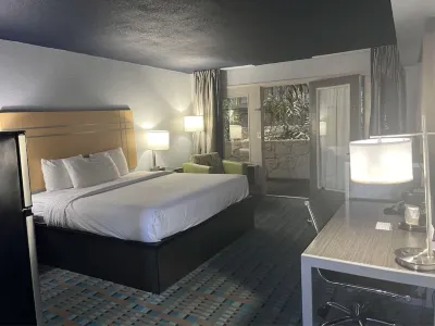 Studio 6 Suites Amarillo, TX West Medical Center Hotels in Amarillo