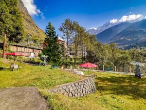 Summit Khangri Karpo Retreat & Spa