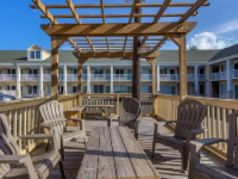 Quality Inn & Suites Hotels in Georgetown County