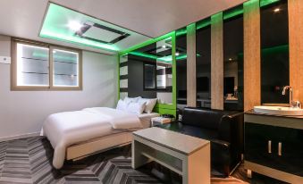 Pohang Ocheon Q Self Check-in Motel