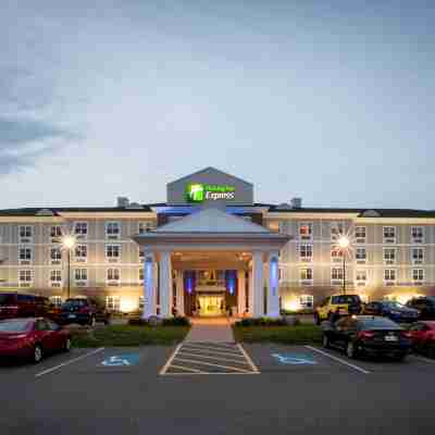 Holiday Inn Express Stellarton-New Glasgow Hotel Exterior