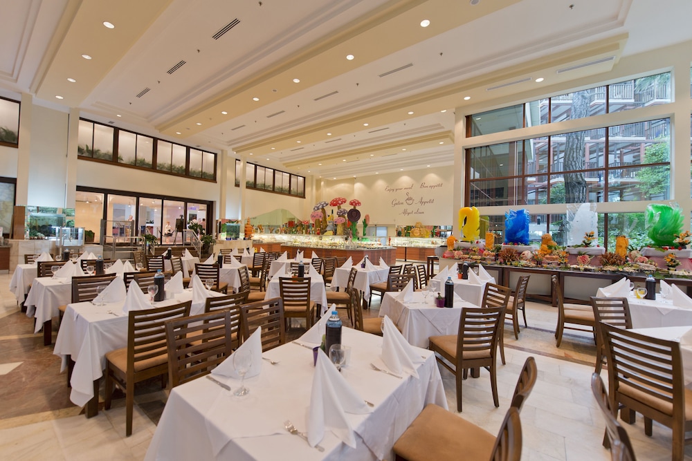 Seven Seas Hotel Life - Her Şey Dâhil (Seven Seas Hotel Life - All Inclusive)
