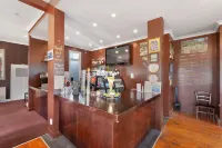 Comfort Inn Westshore Beach - bar