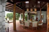 Hermitage Villa - Villas