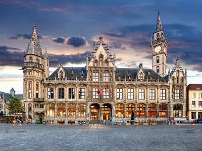 Novotel Gent Centrum Hotels near Castle of the Counts