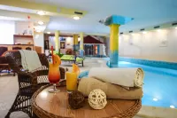 Hotel Korona Wellness, Rendezvény és Borszálloda Hôtels à : Szarvasko