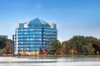 Ramada by Wyndham Constanta Hotels near Statuia lui Anghel Saligny