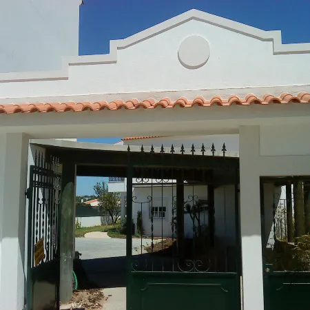 Albufeira 2 Bedroom Apartment 5 Min. from Falesia Beach and Close to Center! H