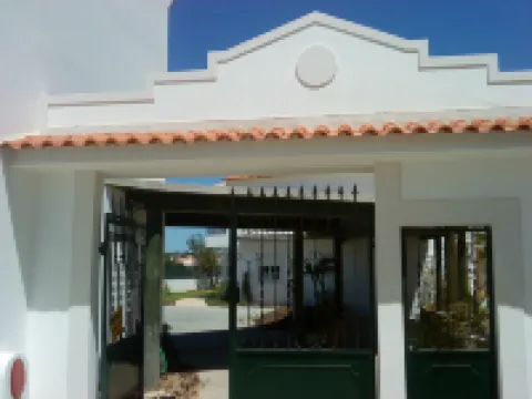 Albufeira 2 Bedroom Apartment 5 Min. from Falesia Beach and Close to Center! I