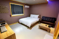 Jebudo Feel Motel