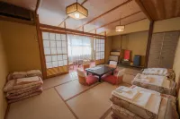 Little Stone House Hotels in Yamanouchi