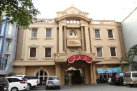 Grande Hotel Lampung Hotel dekat Vihara Kartika Sapta
