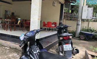8. Phúc Thắ..